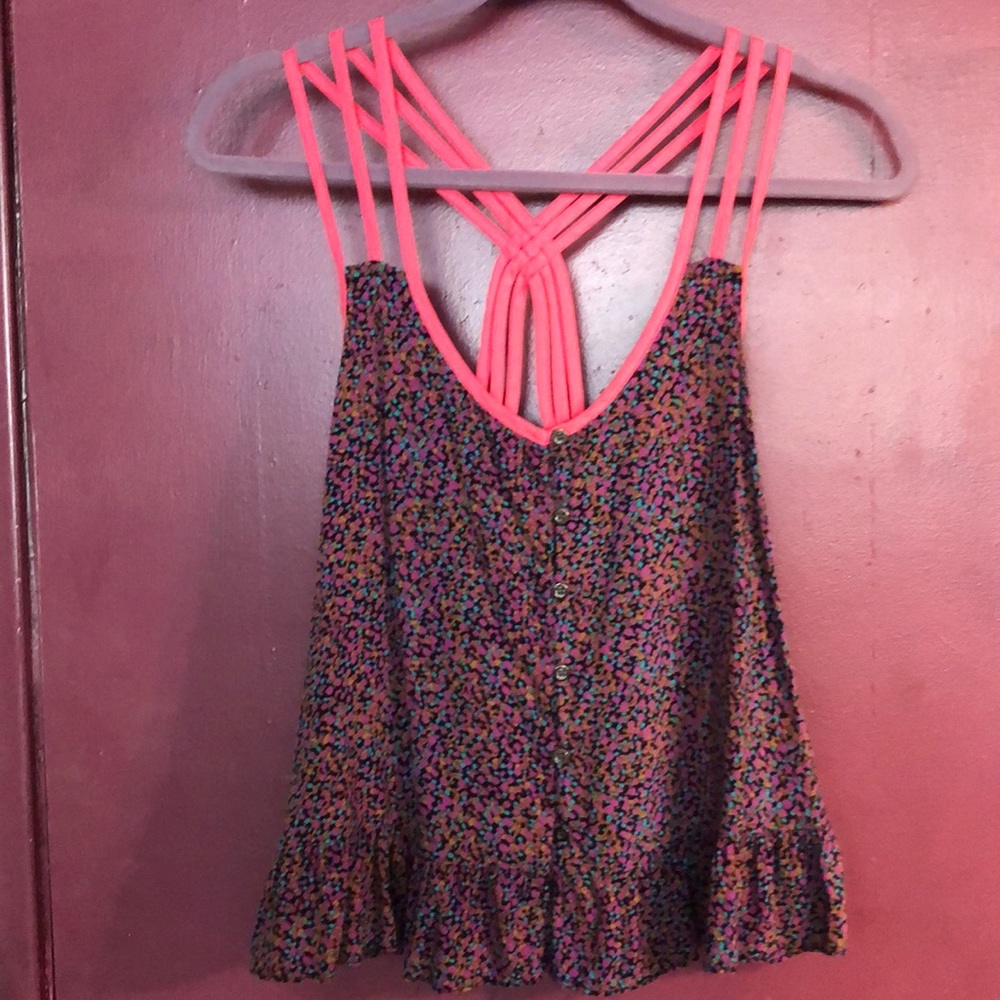 Stand out in crowd for the sassy chic style